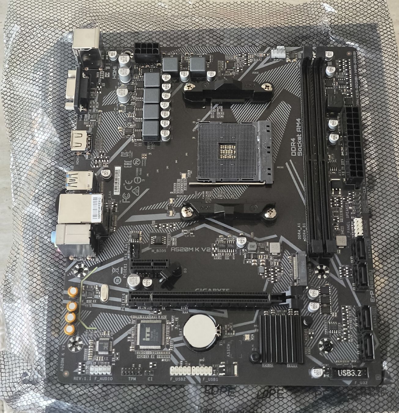 Gigabyte Mainboards: GIGABYTE A520M K V2 Mainboard – Gebraucht aus Emmenbrücke von nem_qht9