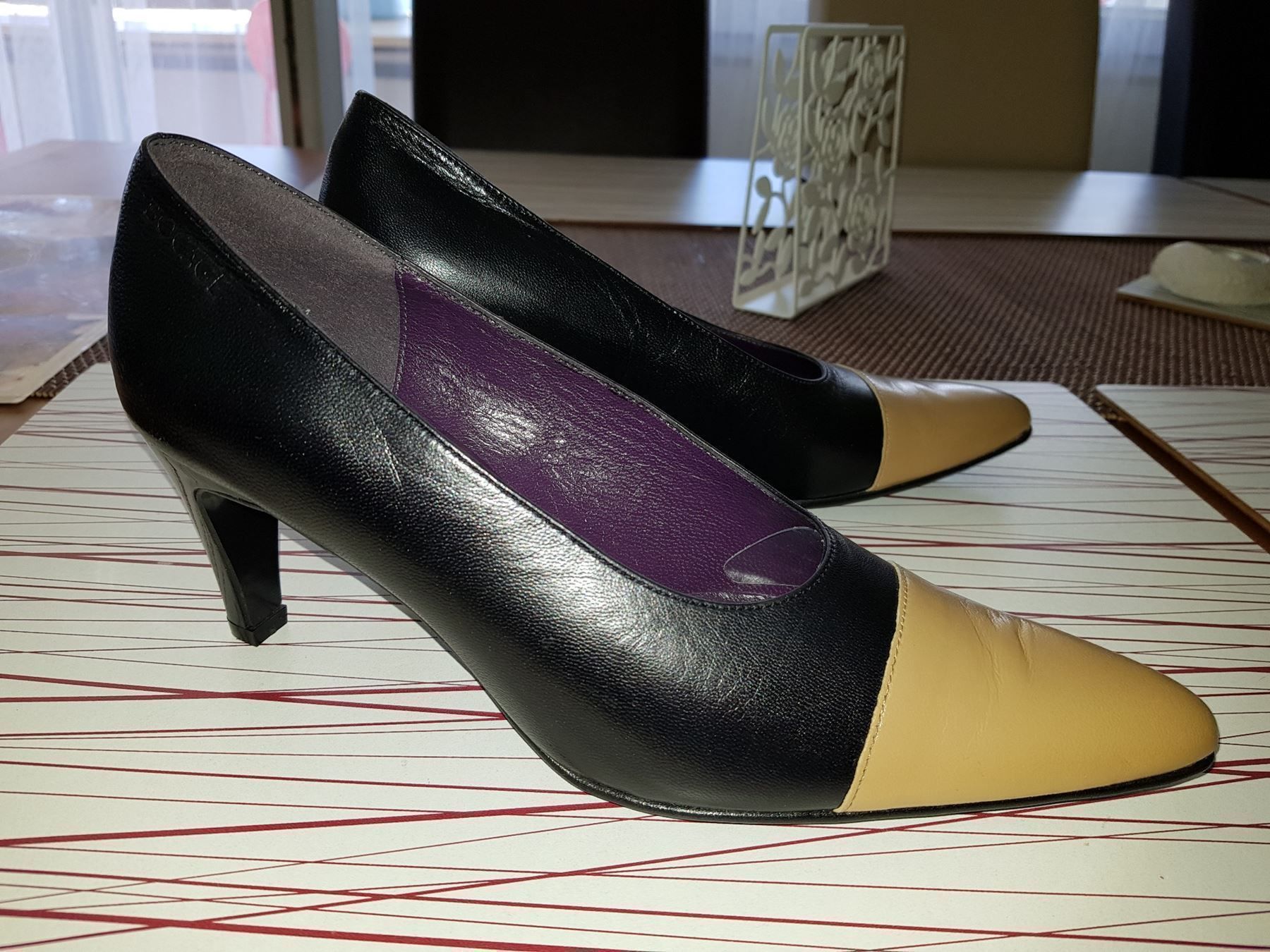 Scarpe da donna: Chaussures BOCAGE pointure 39,5 neuves – Nuovo (secondo la descrizione) da Cossonay-ville venduto da Super-Price-Quality 2