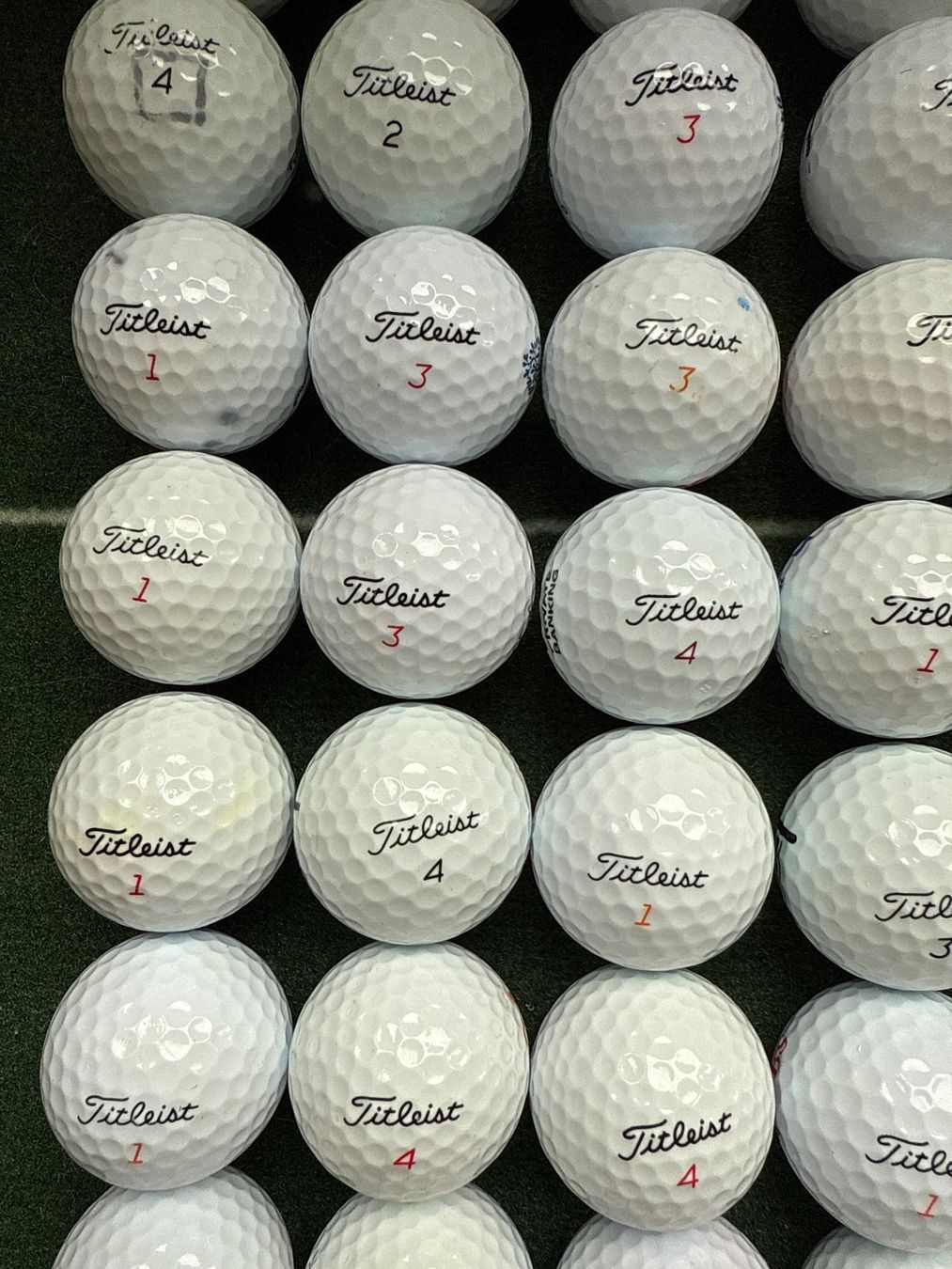 Titleist Palloni: 75 div. Golfbälle Titleist guter Zustand – Usato da Münchenbuchsee venduto da Mantik 2