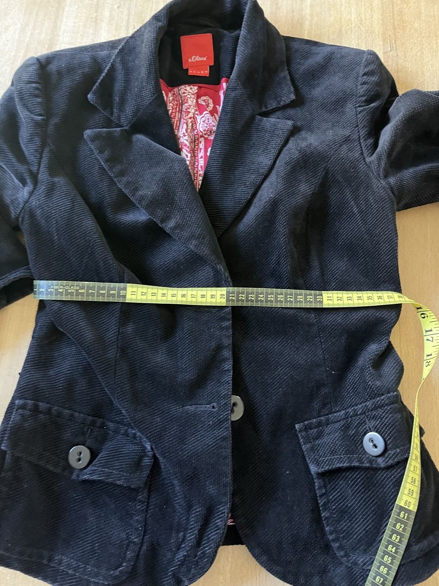 S.Oliver Giacche: Taillierte Jacke von s.Oliver gr 36 schwarz – Usato da Rikon im Tösstal venduto da stupsi99 5