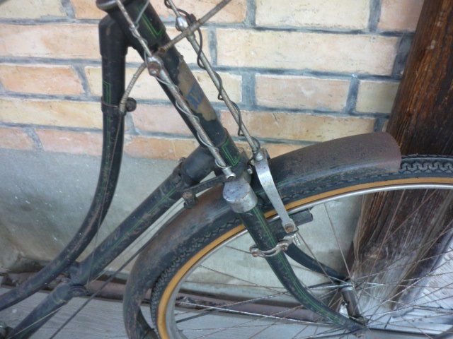 Vélos: Altes Velo , Marke Wengi schwarz, – Défectueux à Belp par Polexli 7