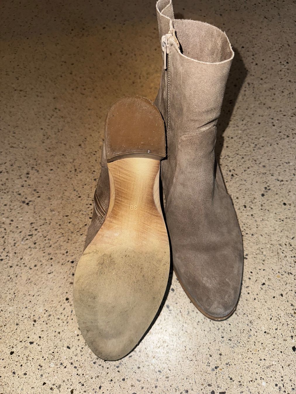 Scarpe da donna: Stiefeletten Carolina – Usato da Uerkheim venduto da erdf 3