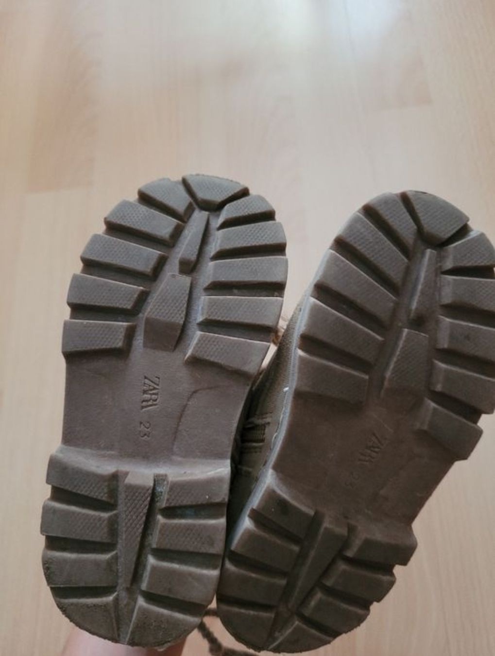 Zara Scarpe per ragazzi: Schuhe Zara gr. 23 – Usato da Inwil venduto da Flower2325 1