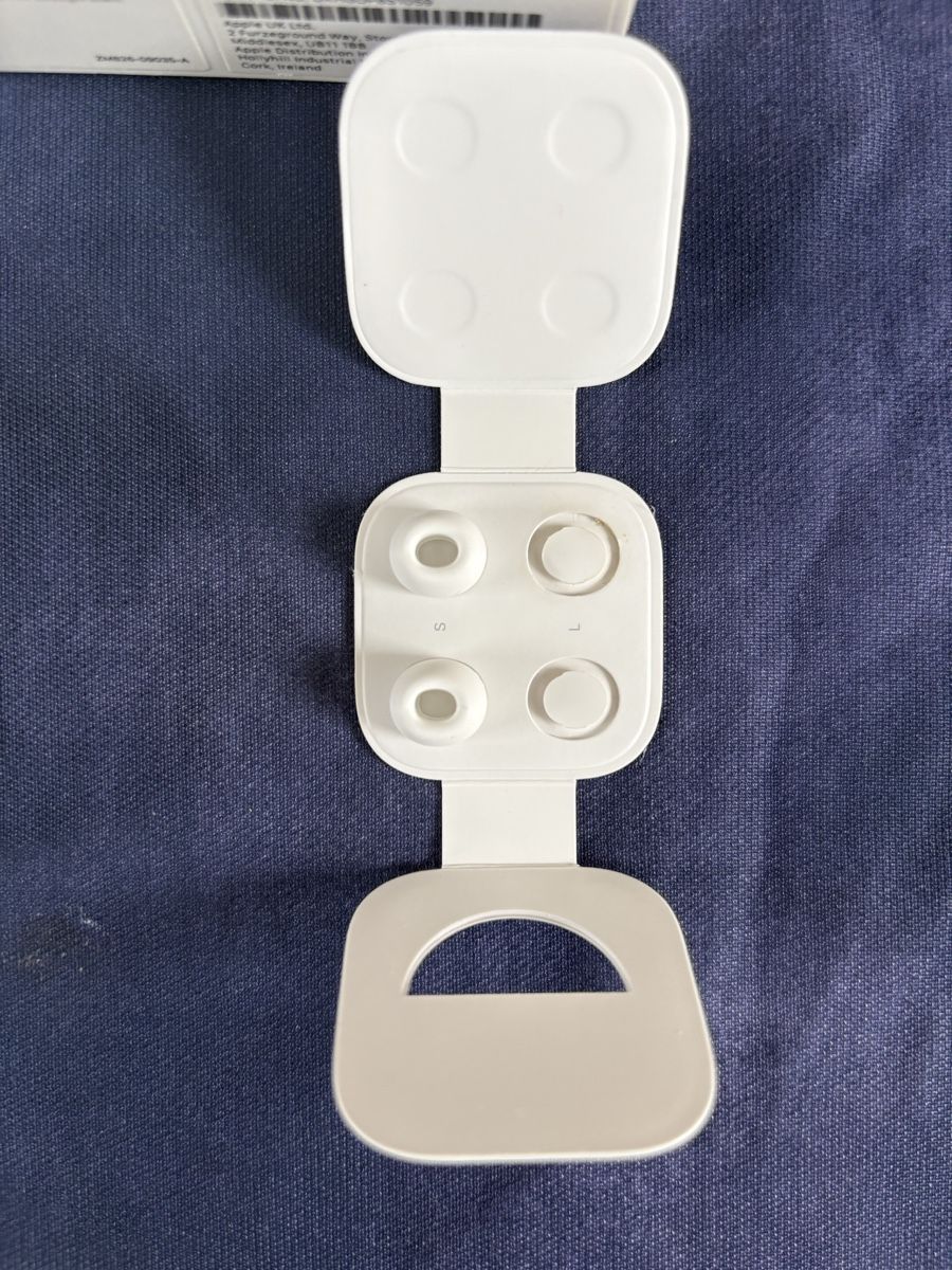 Apple Cuffie: Apple AirPods Pro – Usato da Zürich venduto da turtleS07 3
