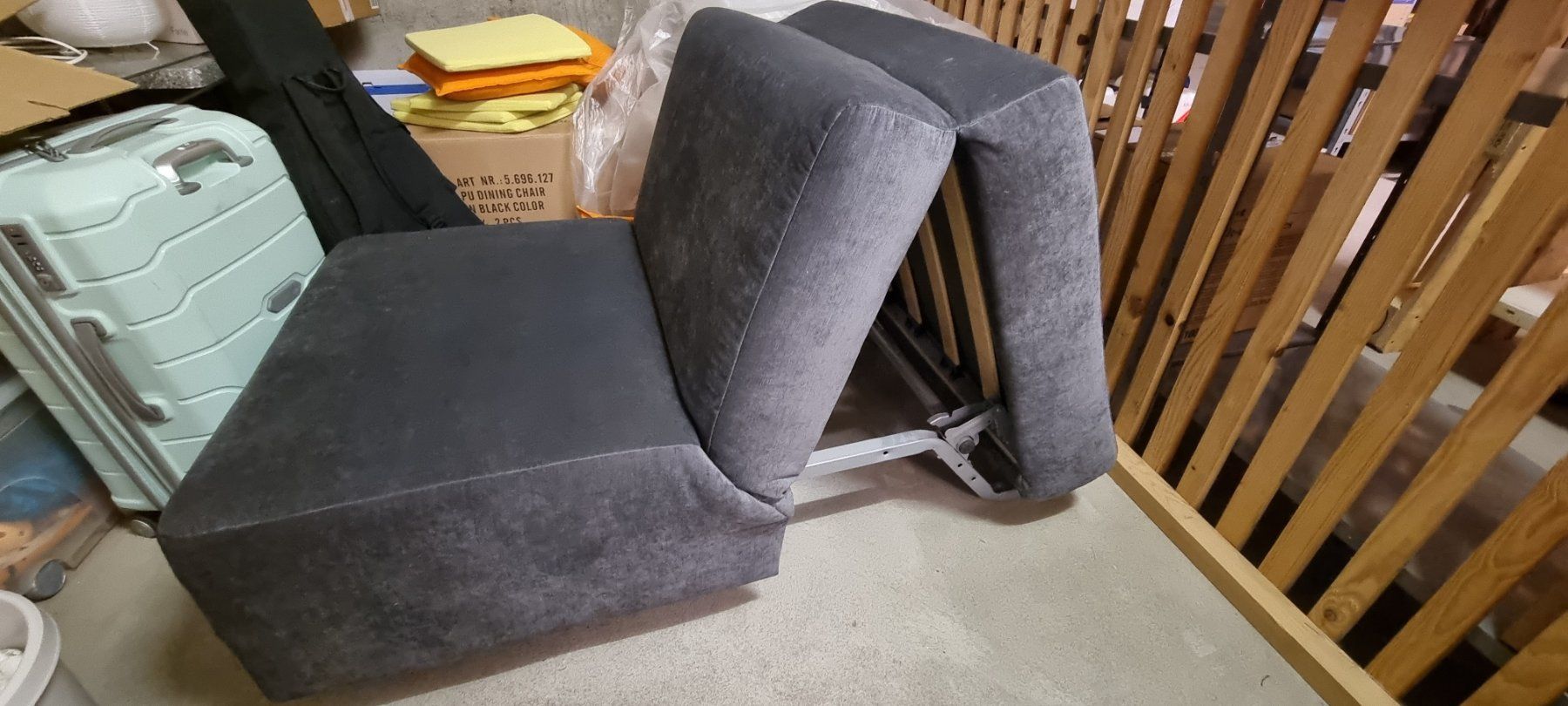 Poltrone: Klappsofa grau Schlafsofa Bettfunktion gut erhalten – Usato da Seuzach venduto da SaBa16 1