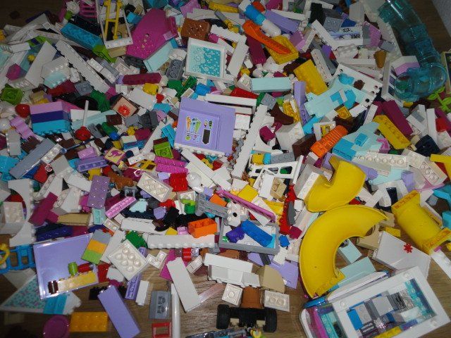 Lego Spielzeuge: LEGO FRIENDS U. A. CA.2.265 KILO – Gebraucht aus Teufen AR von Donschabl 7