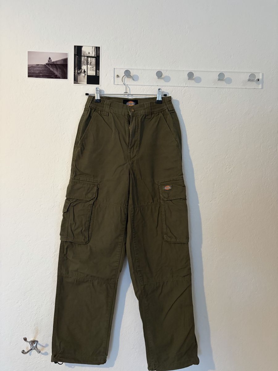 Dickies Pantaloni: Dickies Cargohose – Usato da Bern venduto da mae_jn57