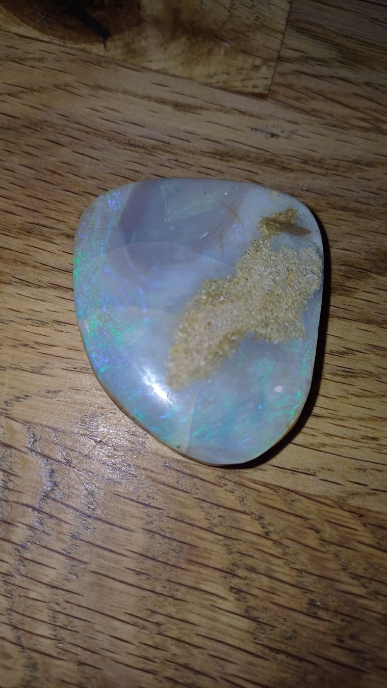 Minerali & Pietre curative: Cuber Pedy Opal Australien – Usato da Flawil venduto da Naphtali 3