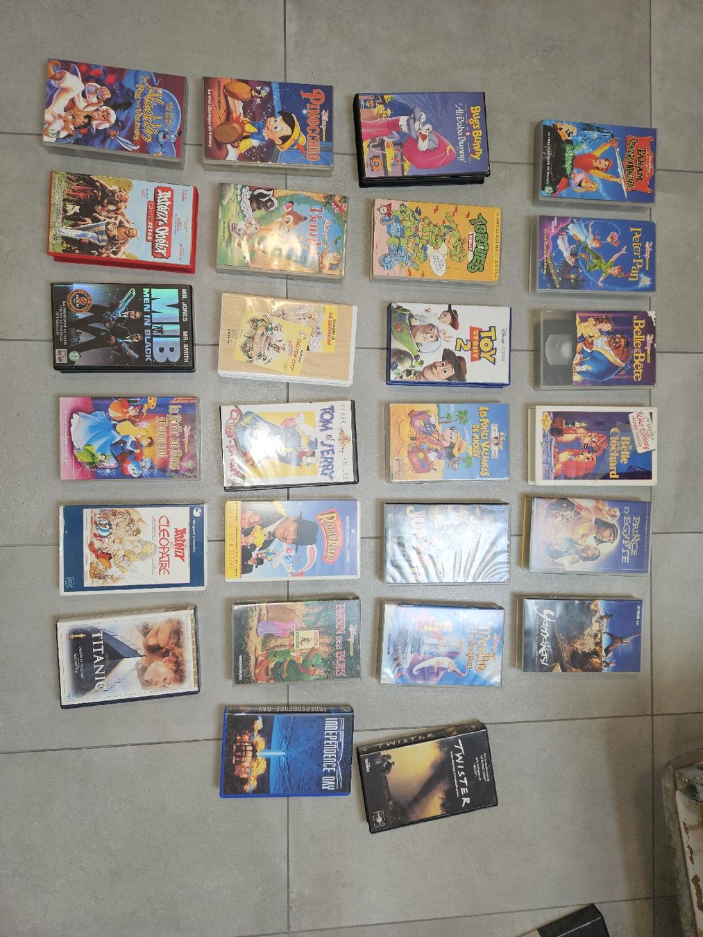 Alle VHS: Cassette VHS lot – Gebraucht aus Baulmes von bry_p5hl 1