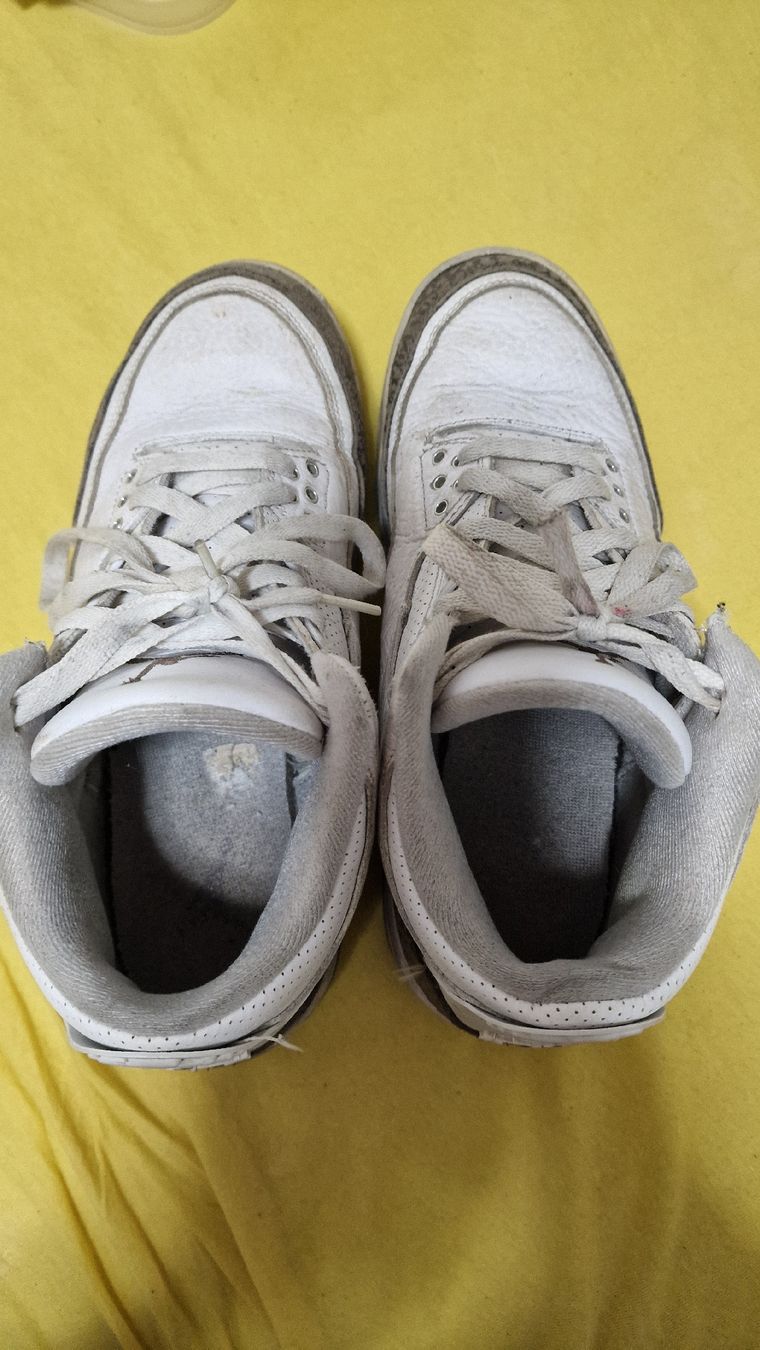 Jordan Scarpe da uomo: Jordan 3 Retro White Cement, Grösse 8 – Usato da Horgen venduto da Happi76 2