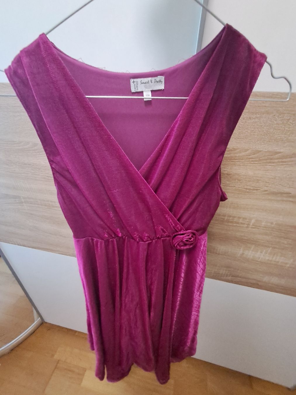 C&A Robes et jupes: Robe pour enfant – D'occasion à Biel/Bienne par Laure_7 3