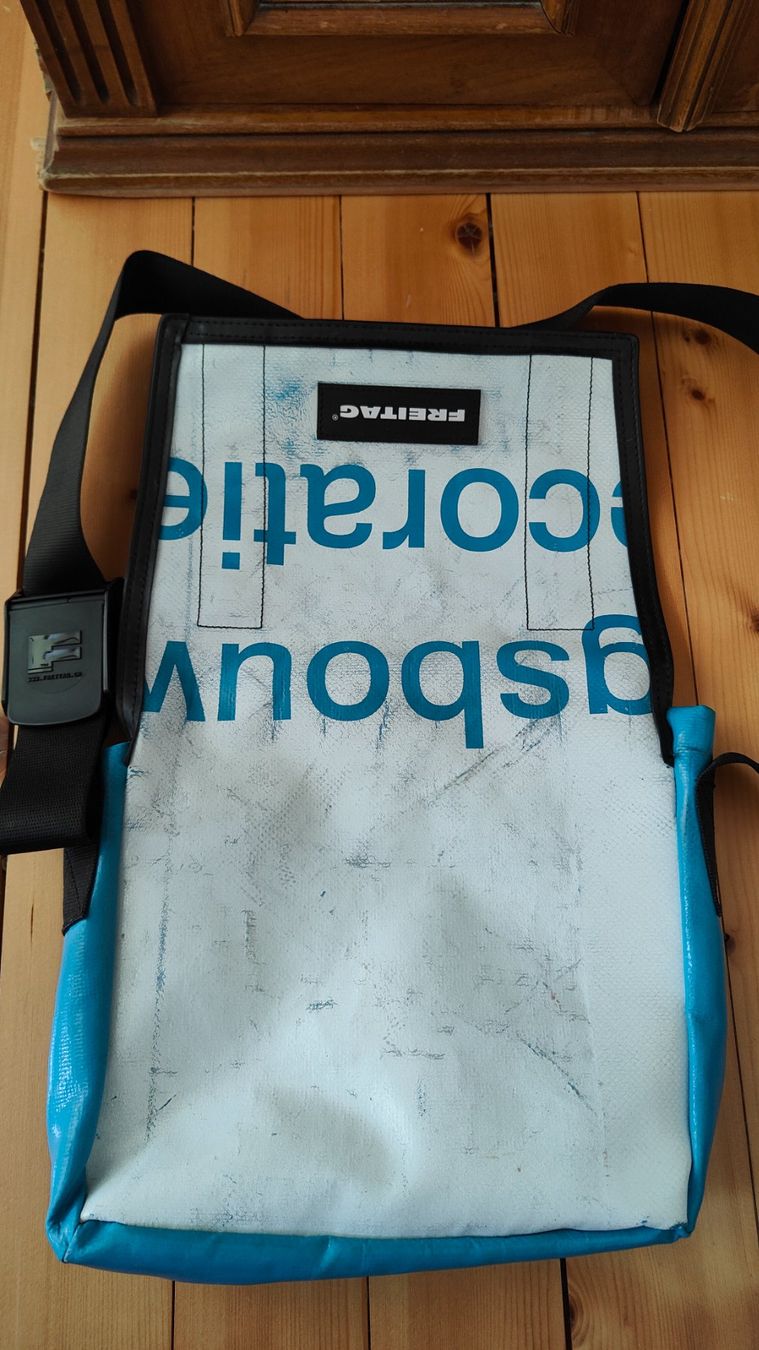 Freitag Taschen: Freitagtasche Lassie F11 – Gebraucht aus Winterthur von 1rainbow54 2