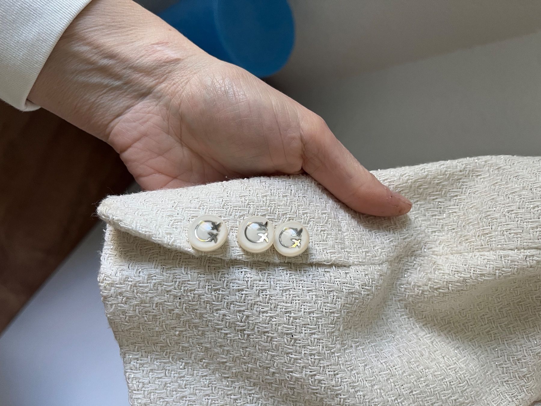 Pinko Giacche: PINKO Bouclé Blazer, Crème mit Silberfäden, Grösse 40 – Usato da Baar venduto da DealDiHei 6