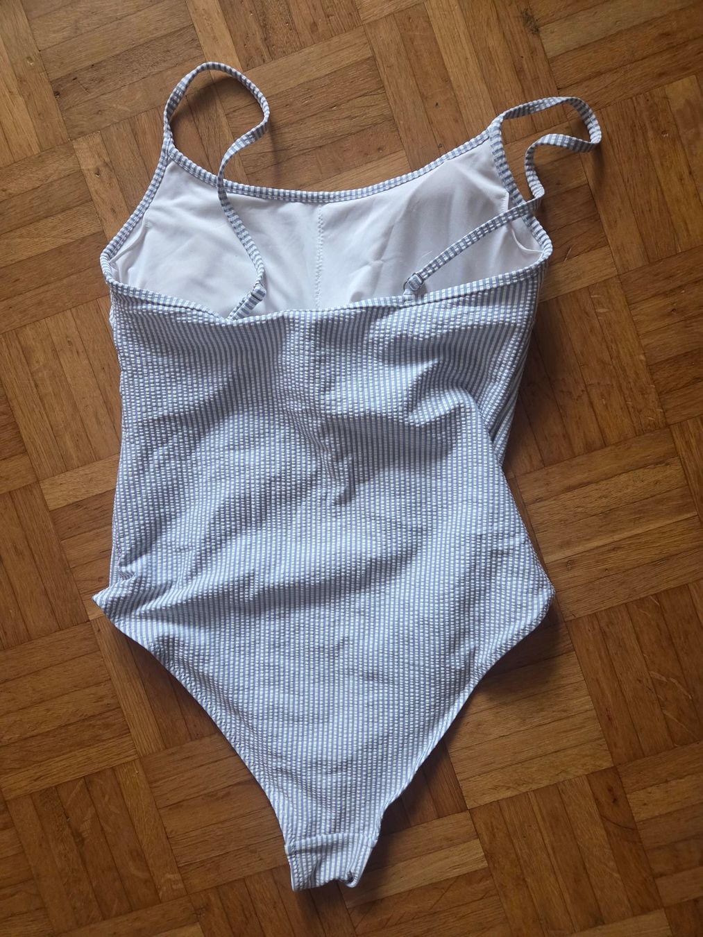 Costumi da bagno & Bikini: Badekleider Gr. 40, kaum getragen – Usato da Basel venduto da grandfamily 4