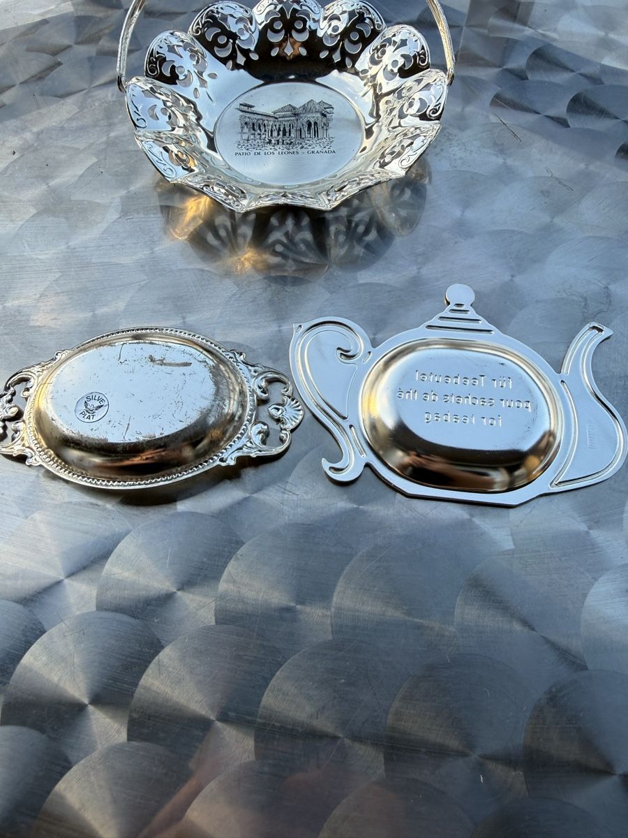 Tutte le decorazioni: Lot de 3 articles – Usato da Tolochenaz venduto da adr_dj58 4