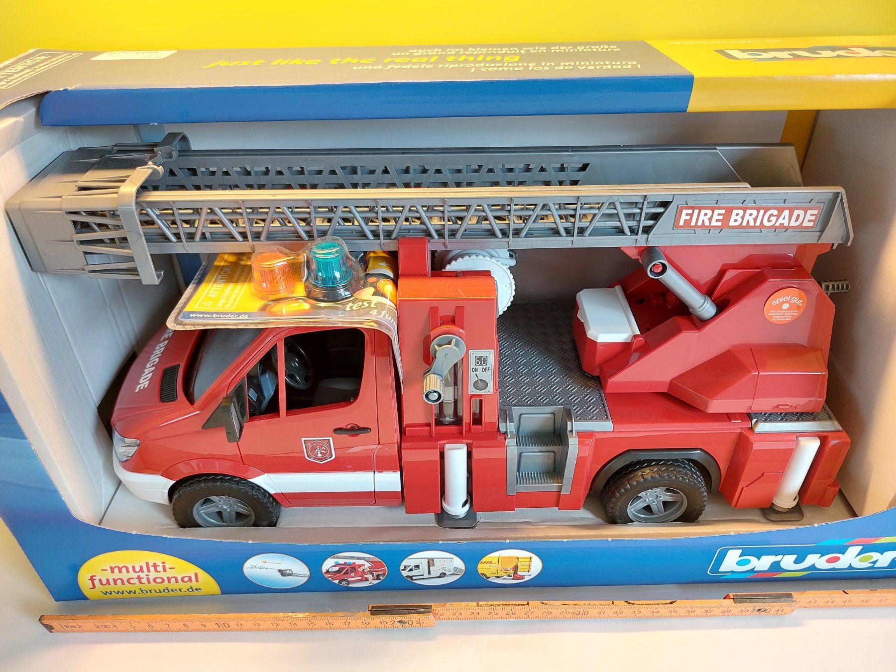 Bruder Giocattoli: BRUDER Feuerwehr NEU – Nuovo e nell'imballaggio originale da St.Gallen venduto da TinasBauundSpiel 3