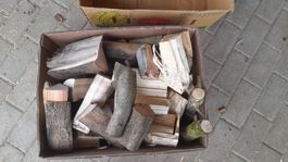1 kiste brennholz abschnitte
