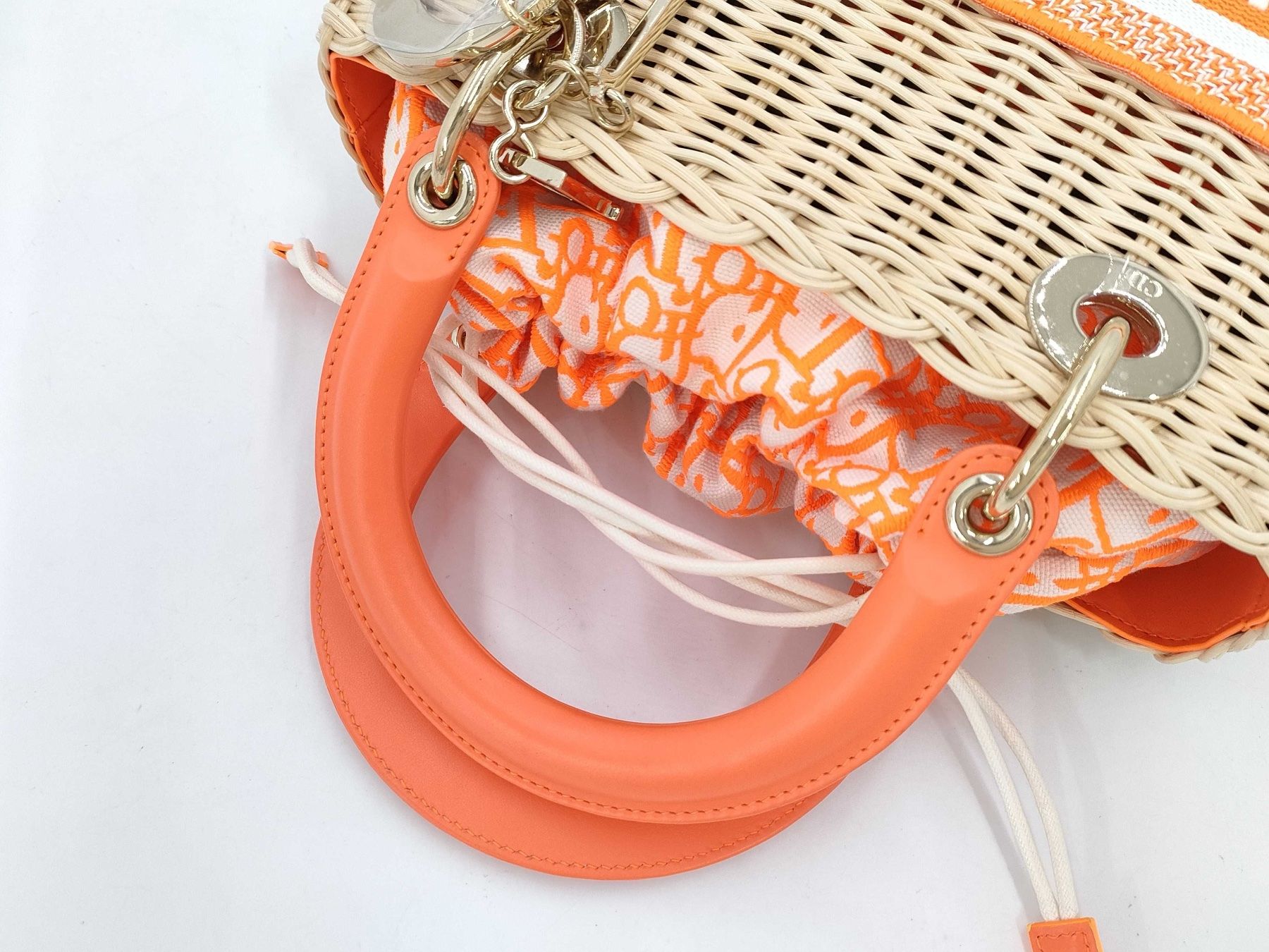 Dior Borse da donna: Lady Dior Special Edition Wicker – Usato da St. Gallen venduto da Love_Luxury 2