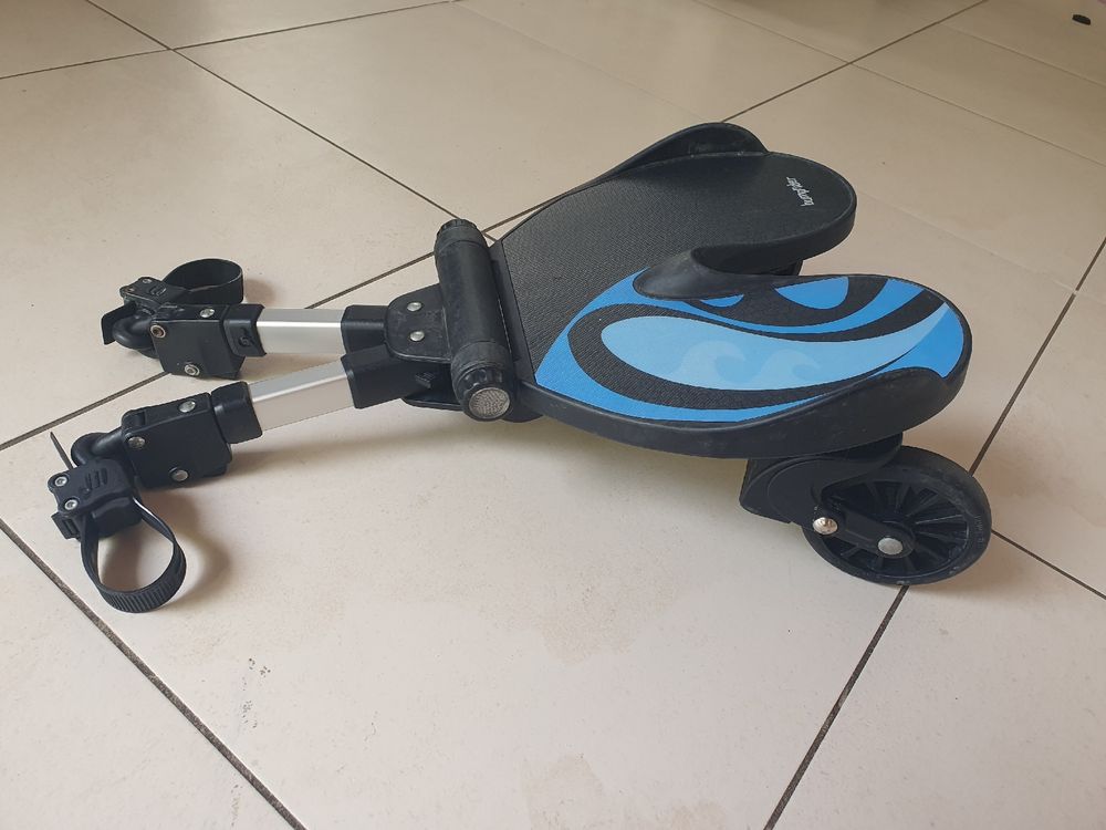 Buggyboard Verstellbar Himmelblau BugyKido Buggy Board Himmelblau -  Universales Trittbrett Fr Kinderwagen 2-6 Jahre Bis 25kg