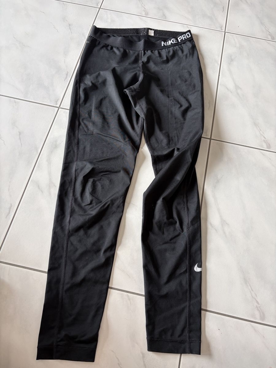 Nike Leggings: 2er Set Leggins – Gebraucht aus Baar von steffi_16 1