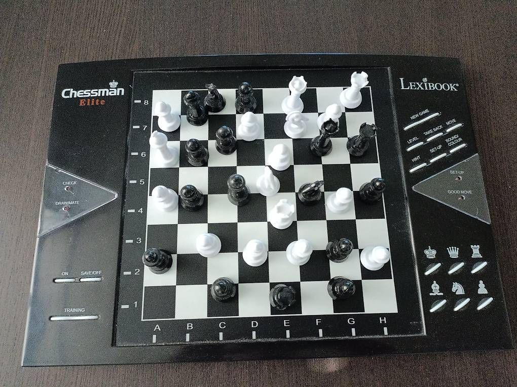 Giochi: Schachcomputer – Usato da Widnau venduto da stch79
