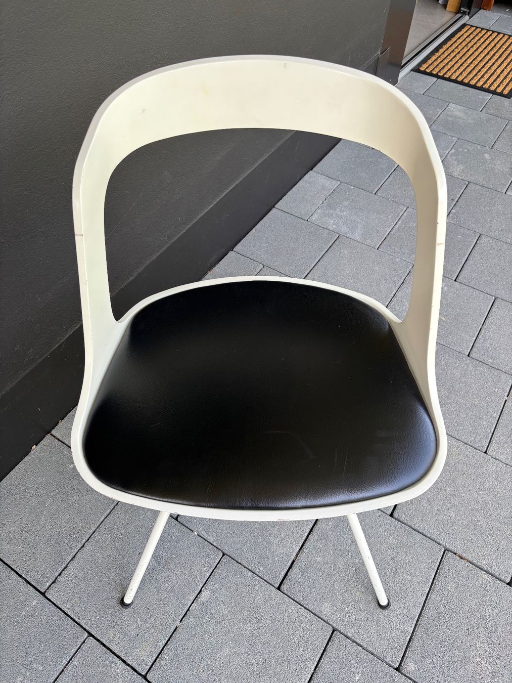 Chaises: Space age chair black&white vintage – D'occasion à Steinhausen par ChromeVintage 3