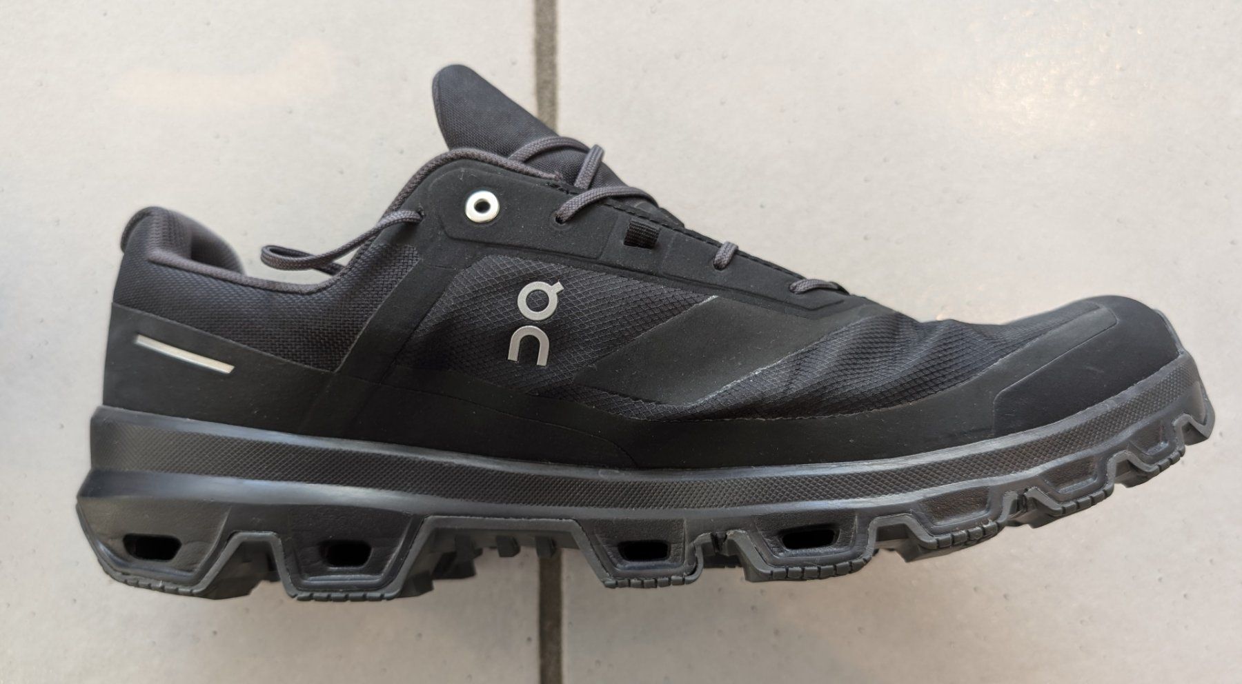 On Scarpe da uomo: On Cloudventure Waterproof Neuwertig, Gr. 47.5 – Nuovo (secondo la descrizione) da Zug venduto da AlphaCentauri 2