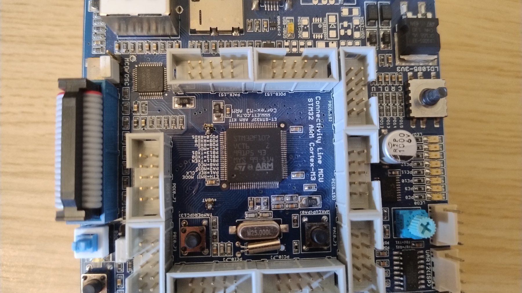 Componenti elettronici: Entwicklungsboard MCB32 (STM32F107-basiert) – Usato da Zürich venduto da roman_meier 2