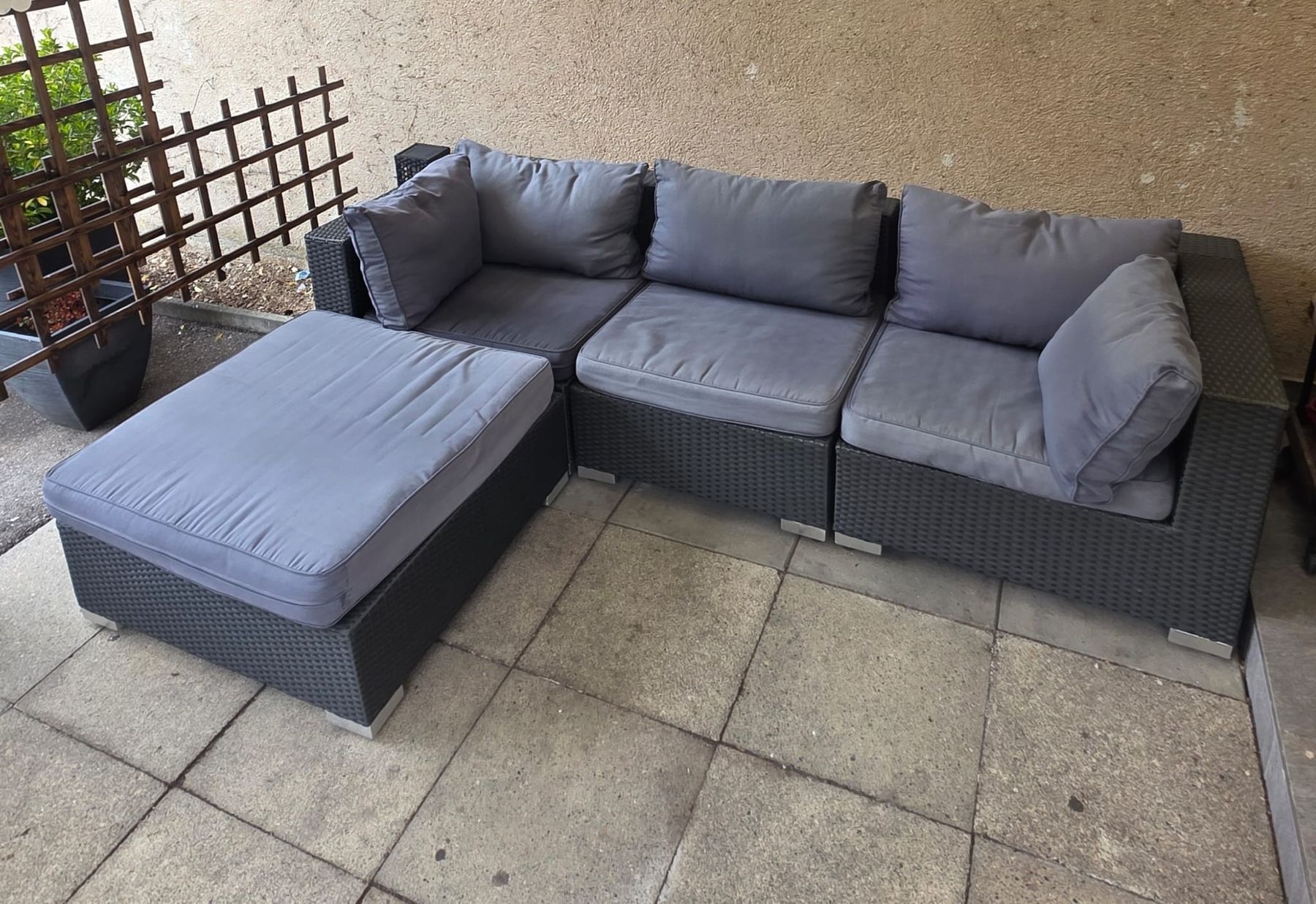 Divani: Gartenlounge SET! – Usato da Rheinsulz venduto da Dred