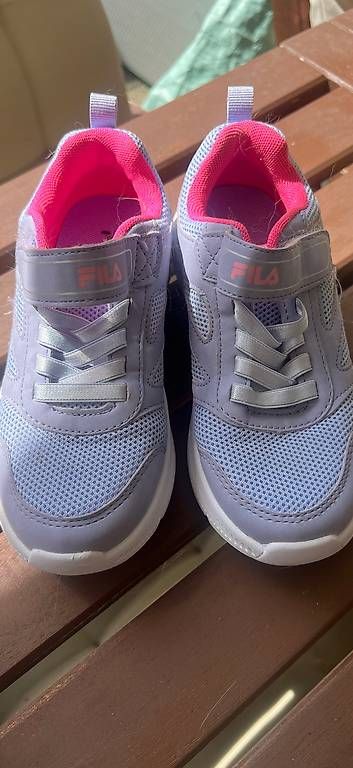 Scarpe per ragazze: Fila Sneaker Grösse 32 – Usato da Steinhausen venduto da van_72s6
