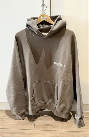 Fear of god essentials hoodie oversized M