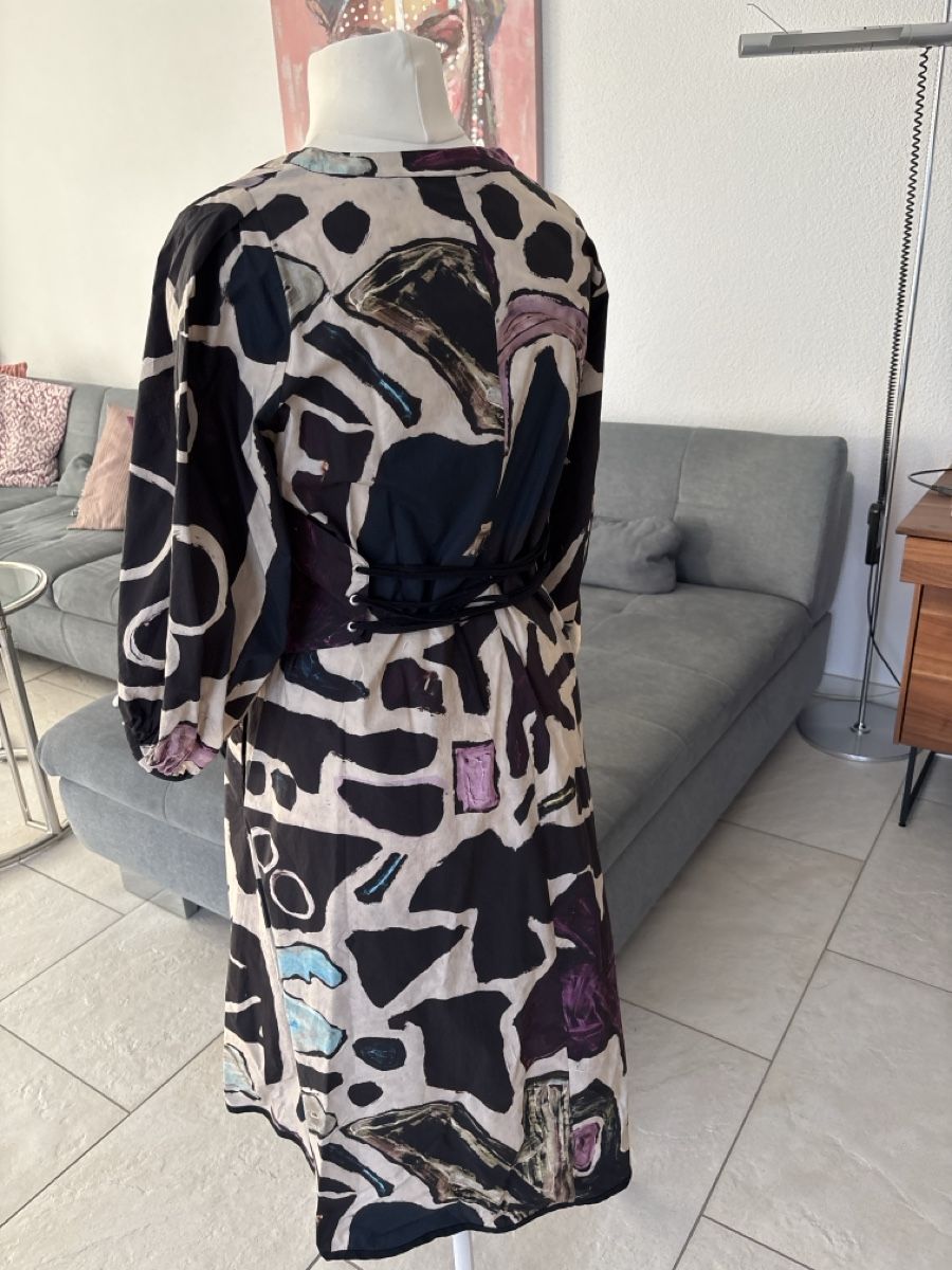 Max Mara Vestiti: Weekend Max Mara Kleid, Gr. 40, schwarz-weiss gemustert – Nuovo (secondo la descrizione) da Rothenburg venduto da Momo1302 1