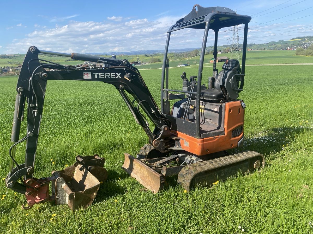 Terex Bagger: Terex TC 19 Kleinbagger mit Powertilt – Gebraucht aus Gipf-Oberfrick von Fricktaler1803 2