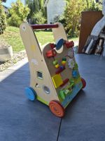 Lauflernwagen aus Holz mit Spielcenter guter Zustand