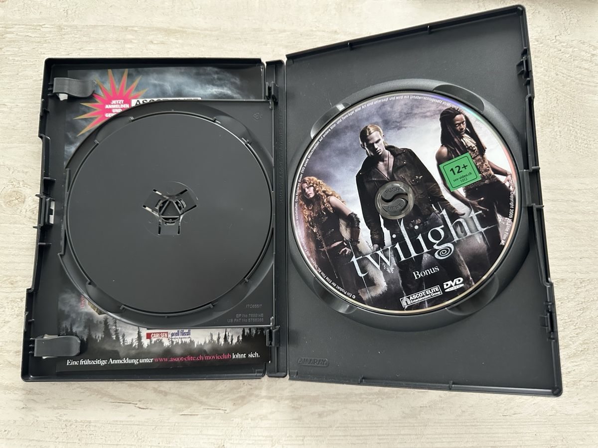 Tutti i DVDs: Twilight Saga: DVD Kollektion – Usato da Bülach venduto da Chati_ 4