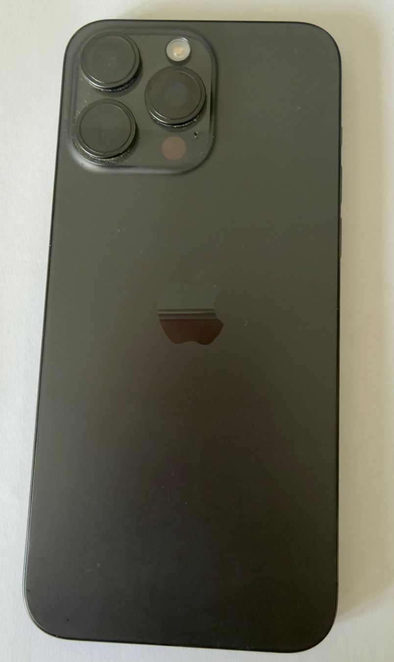 Apple Portables: iPhone 15 Pro Max 256 GB Black Titanium – D'occasion à Baden par doe_pr57 1
