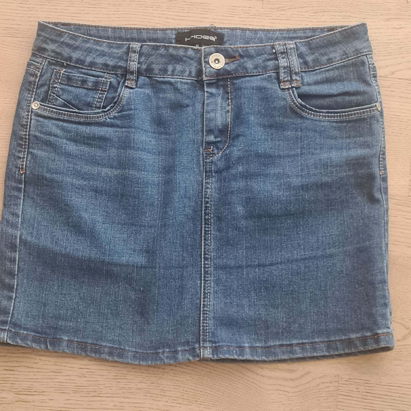 Jupes: Mini Jeans Jupe  Gr. M – D'occasion à Steinen par turbogeiss99