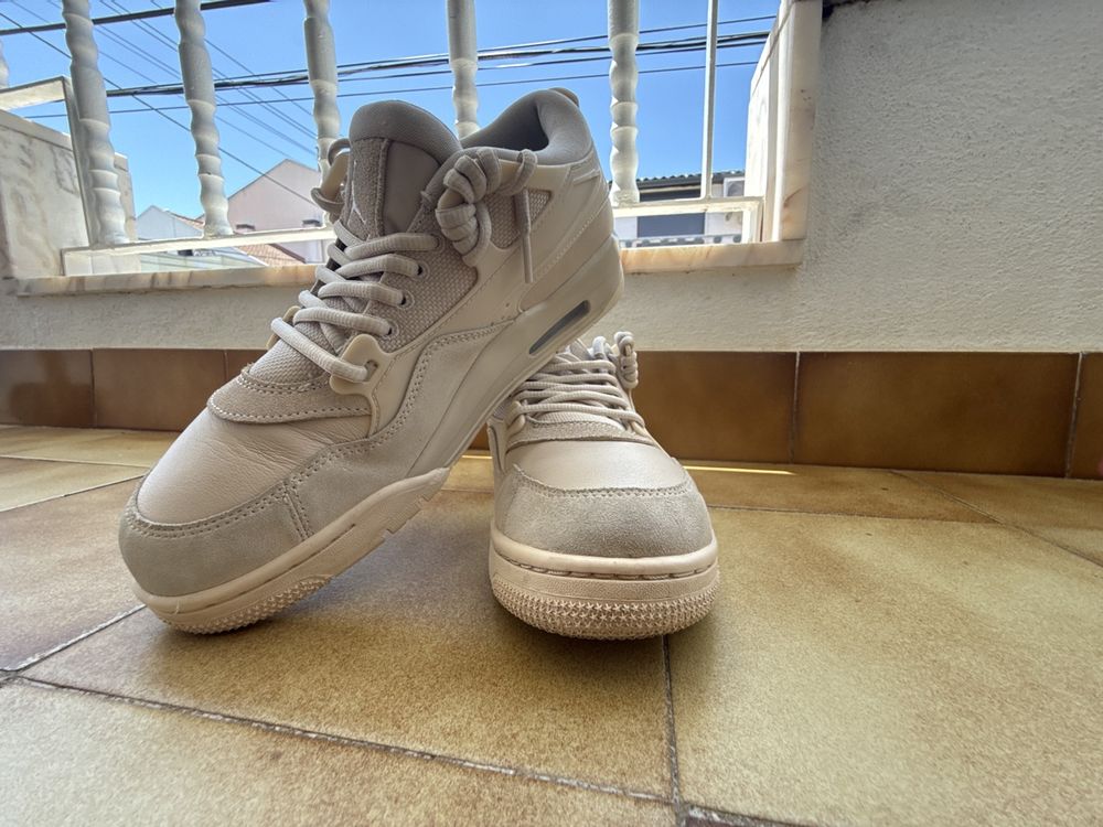 Jordan Scarpe da uomo: Air Jordan 4 rm beige pointure 41 utilisée 2 fois – Nuovo (secondo la descrizione) da Grône venduto da sde_bsq5