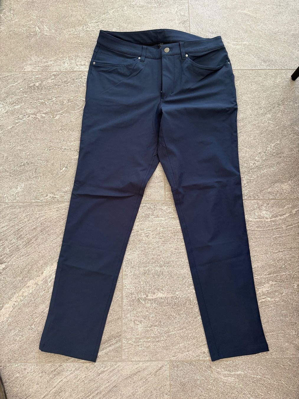 Lululemon Hosen: Lululemon Hose 32 – Gebraucht aus Wiesendangen von remoblu11 1
