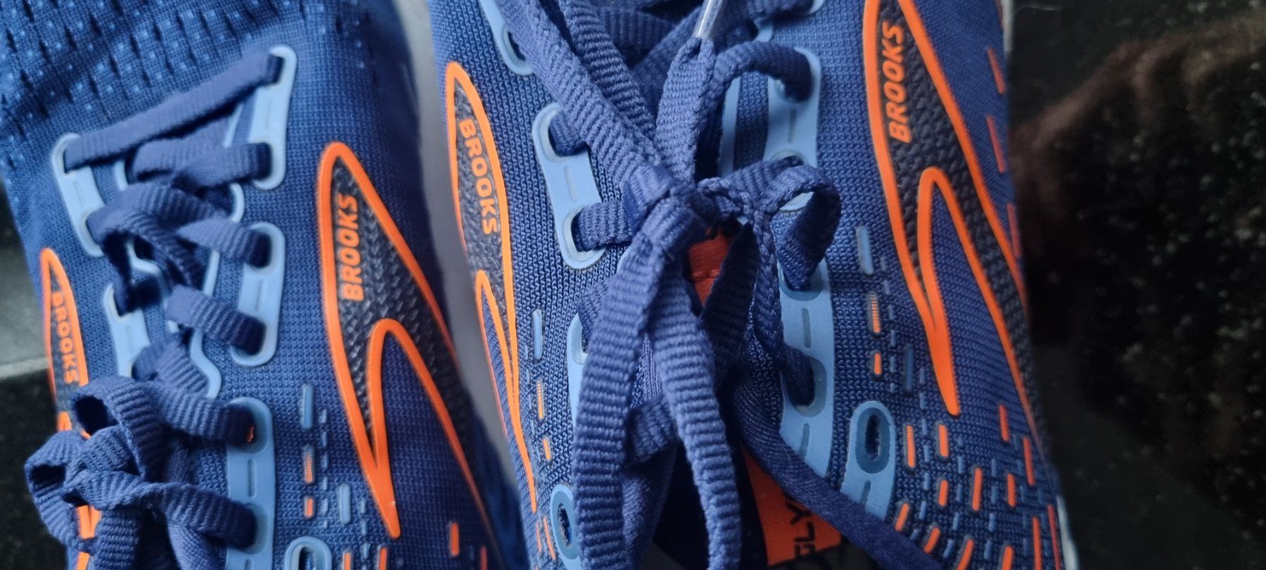 Brooks Herrenschuhe: Brooks Sportschuhe Gr.42 – Gebraucht aus Embrach von Valday 1