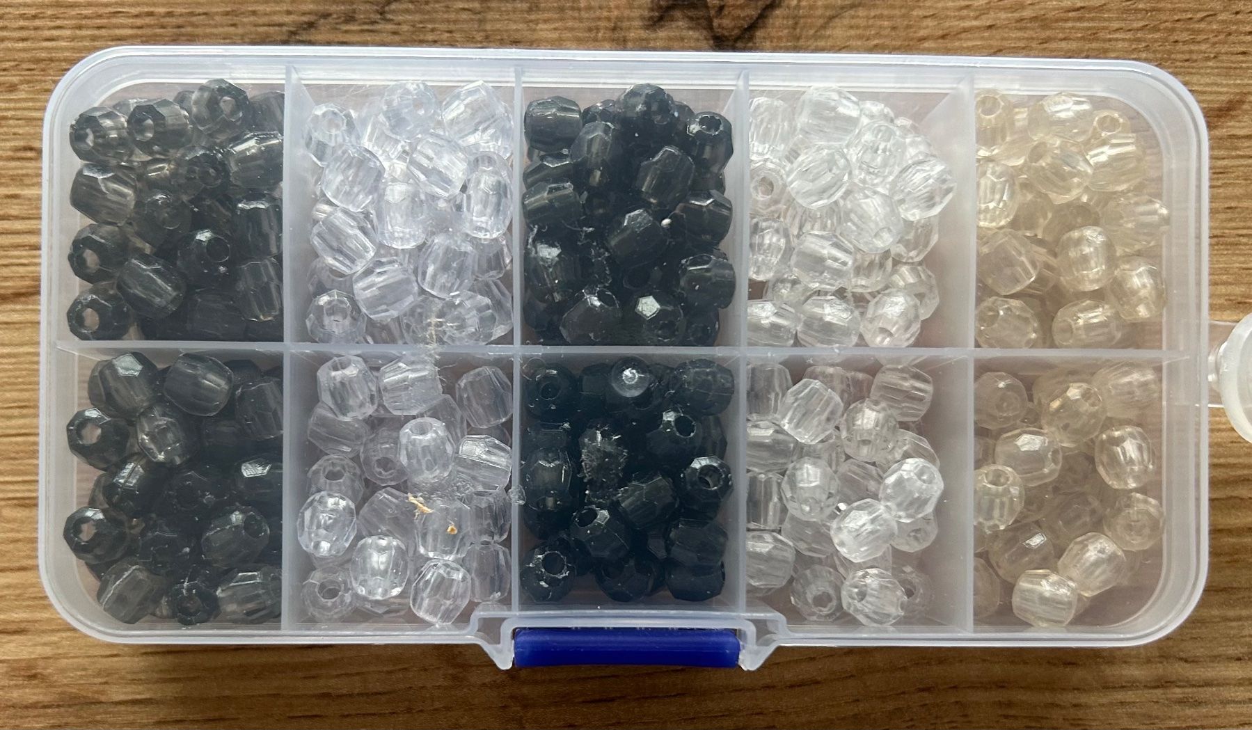Perle (finte): Box Acryl Perlen / Bastelperlen facettiert – Nuovo e nell'imballaggio originale da Geneve venduto da vane267