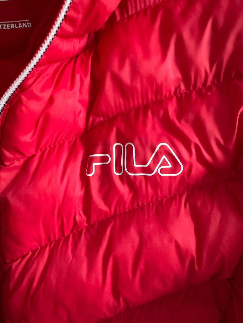 Fila Giacche: Jacke FILA ROT Grösse S – Nuovo (secondo la descrizione) da Adliswil venduto da atram57 5