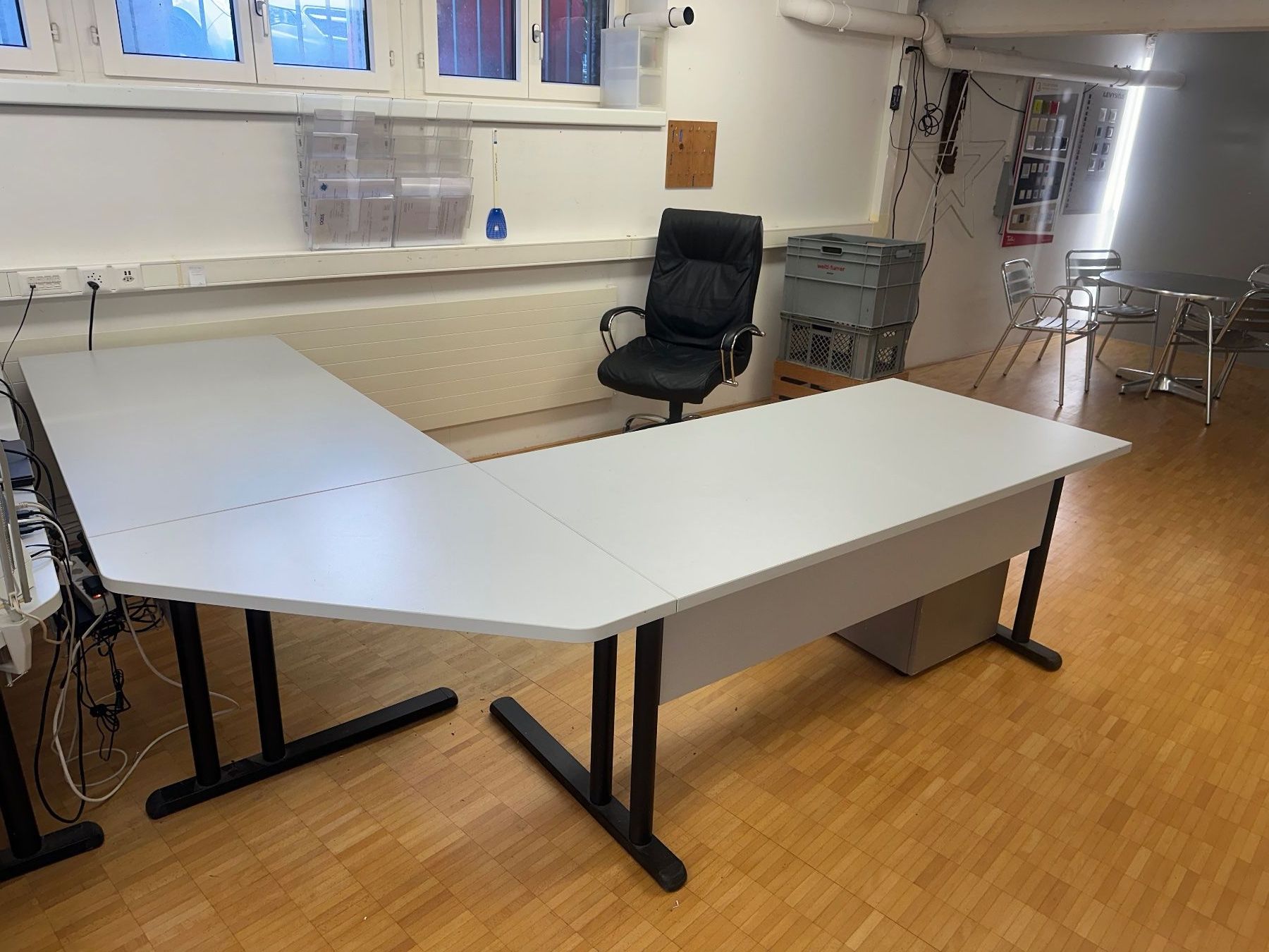 Scrivanie: Bürotisch, Ecktisch – Usato da Herrliberg venduto da Lucma1