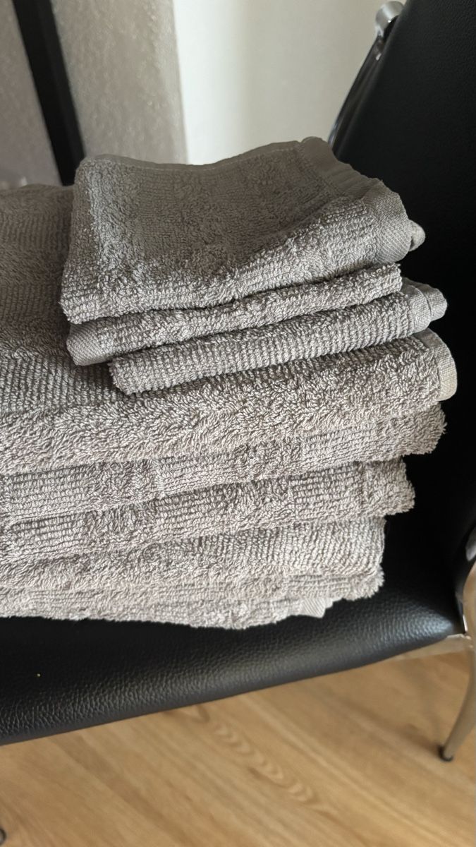 Teli da bagno: Frotteetuch-Set beige/taupe – Usato da Roggwil BE venduto da R..
