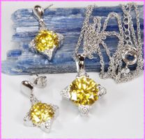 Bezauberndes Set mit Zirkonia