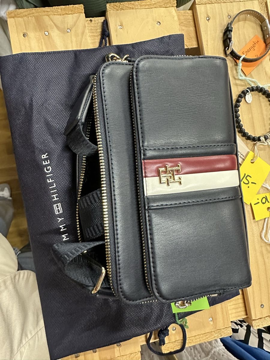 Tommy Hilfiger Borse da donna: Tommy Hilfiger Tasche – Usato da Euthal venduto da Leandra01 1