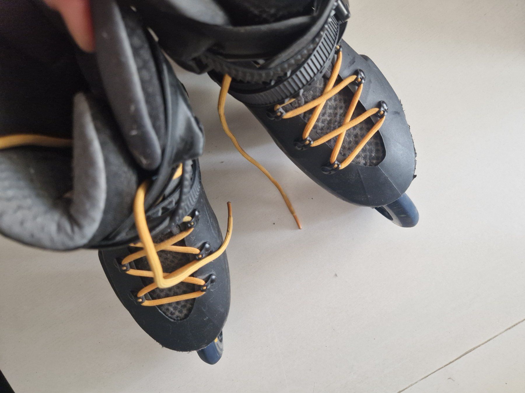 Pattini in linea & Pattini a rotelle: Rollerblade Twister Edge 110 3wd – Usato da Bürglen TG venduto da allerlei.77 7