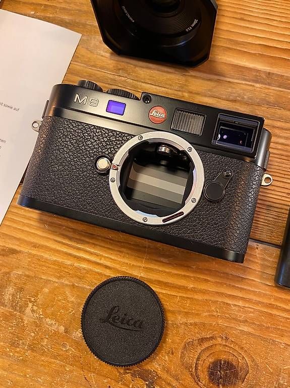 LEICA M9 Kamera / Sensor ersetzt / mit Objektiv alles OVP (D'occasion ...