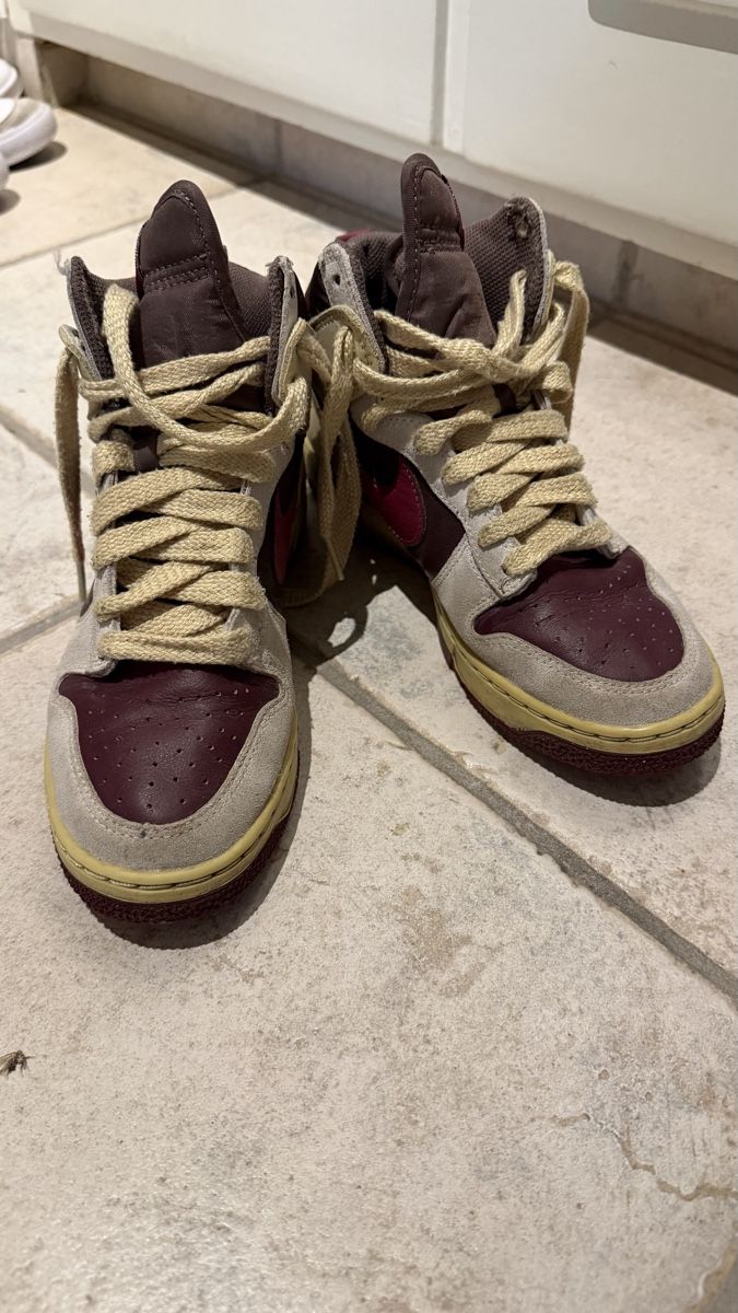 Nike Scarpe per ragazzi: KINDER NIKE DUNK HIGH 85 VINTAGE SNEAKER GR.38 – Usato da Thalwil venduto da olh_7cpg 2