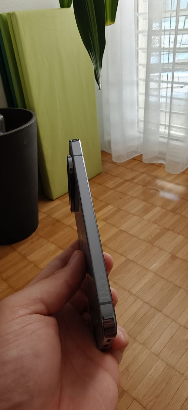 Google Telefoni cellulari / Smartphones: Google Pixel 10 pro 128GB Moonstone Grau mit oroginal Case – Nuovo (secondo la descrizione) da Bachenbülach venduto da SabriP 2